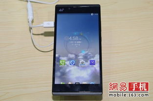 2013中國移動(dòng)全球合作伙伴大會(huì) 手機(jī)與電腦科技盤點(diǎn)